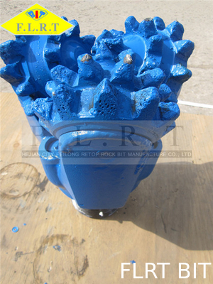 Harga yang bagus Mill Tooth Tricone Bit, Jet Drill Bits Sealed Roller Bearing Dengan Side Nozzle on line