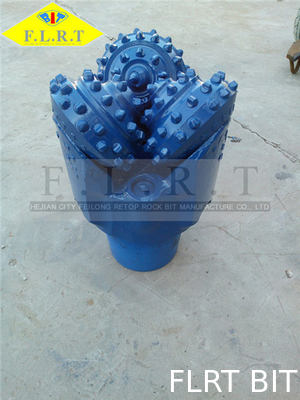 Harga yang bagus 9 1/2 Inch Tungsten Carbide Masukkan Bit IADC 537 Dengan Tiga Nozel Jet on line