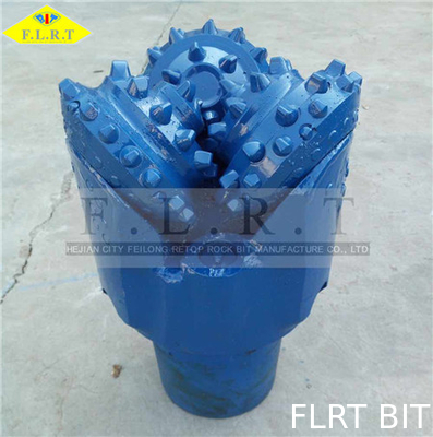 Harga yang bagus 250mm Tricone Roller Bit Ukuran IADC 517 Disesuaikan Dengan Pemangkasan Pemangkasan on line