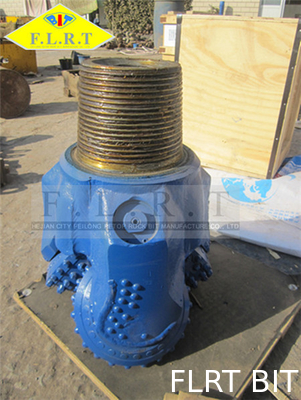 Harga yang bagus Tiga Nozzle Tricone Rock Bit Sealed Journal Bearing Dengan Perlindungan Gauge on line
